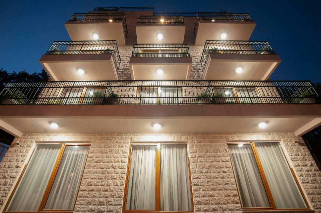 Hotel Twelve By Aycon Budva Exterior foto