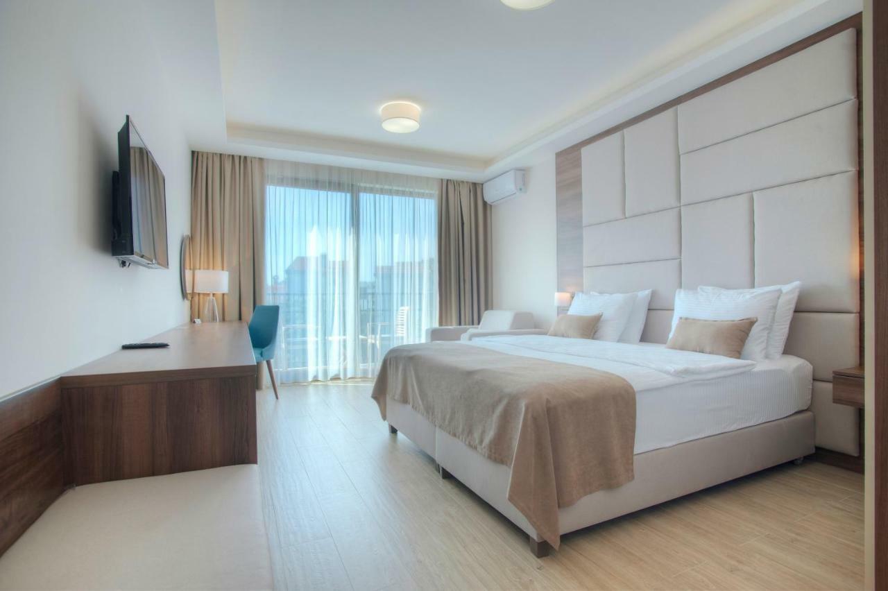 Hotel Twelve By Aycon Budva Exterior foto
